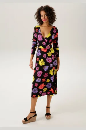 Aniston Jerseyjurk met kleurrijke bloemen gedessineerd