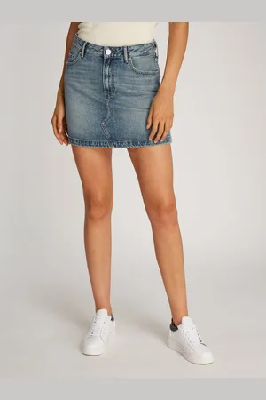 Tommy Hilfiger Jeans rok DNM MINI SKIRT HW in lichte wassing, met logo-badge, borduring