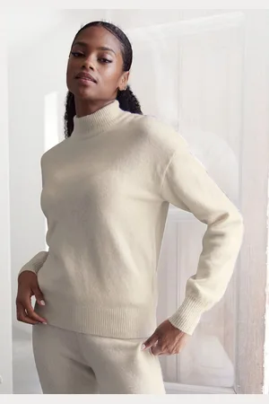 Lascana Gebreide trui -Lounge Pullover met staande kraag en ribboorden, loungewear