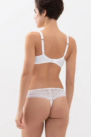 Mey Beugel-bh SERIE AMOROUS flinterdunne lingerie-schaaltjes geven een natuurlijke, ronde vorm