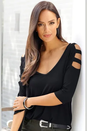 Lascana Shirt met 3/4-mouwen met cut-outs, geplooide lange mouwen, off-the-shoulder