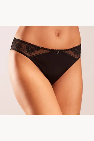 Lascana Slip met leuke kanten inzetten