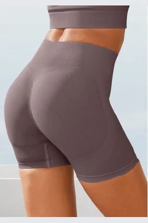 Lascana Functionele short Po Push Up met ribstructuur en shaping-effect, sportshorts