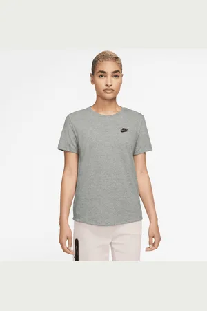 Nike T-shirt CLUB ESSENTIALS WOMEN