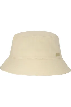 Chillouts Vissershoed met zijwaarts genaaid logo