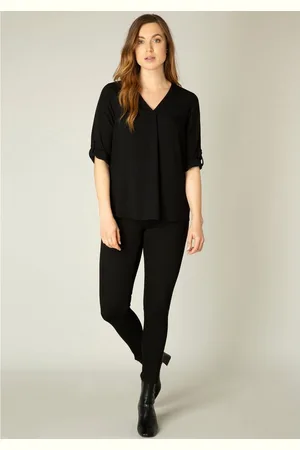 Base Level Klassieke blouse met mouwomslagen