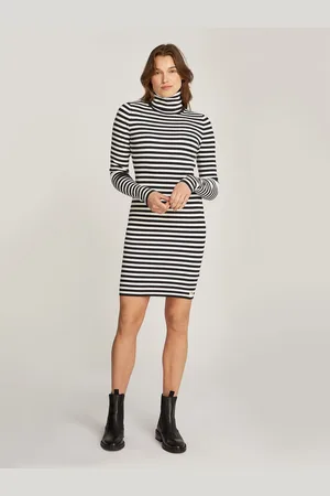 Calvin Klein Sweatjurk WOVEN LABEL TIGHT SWEATER DRESS