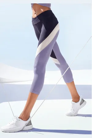Lascana Capribroek -Sportbroek Sportbroek in colourblocking ontwerp