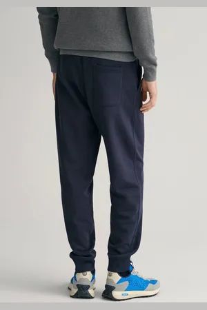 GANT Sweatbroek REG SHIELD SWEATPANTS met logo-borduurwerk onder de boord