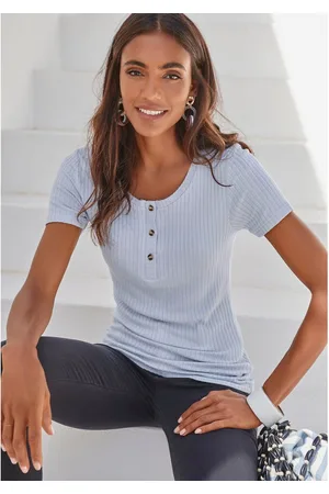 Lascana T-shirt Met korte knoopsluiting van zachte viscose-ribkwaliteit