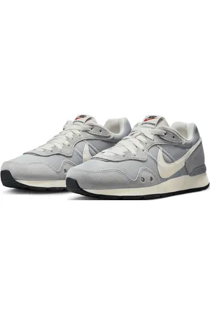Nike Sneakers VENTURE RUNNER