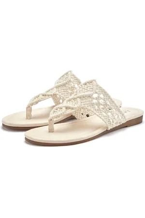Lascana Slippers Mule, sandaal, open schoen, teenverdeler, trendy haakoptiek VEGAN