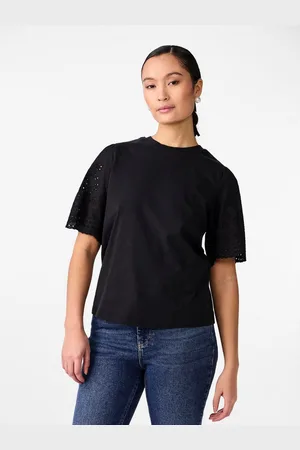 Y.A.S Shirt met korte mouwen YASLEX SS TOP W. EMB SLEEVES S. NOOS (Korte mouw met ajourborduurwerk, ronde hals, normale pasvorm)