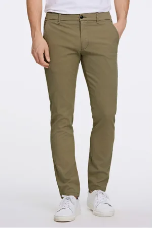 Lindbergh Chino in de four-pocket stijl