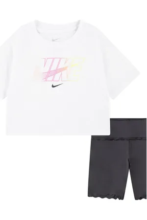Nike T-shirt short
