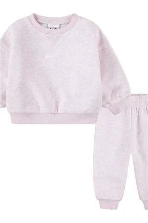 Nike Joggingpak NKN ESSENTIAL FLEECE CREW SET (2-delig)
