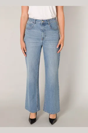 Base Level Wijde jeans AMY met wassing