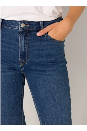 Base Level Slim fit jeans Arin in blauwe wassing