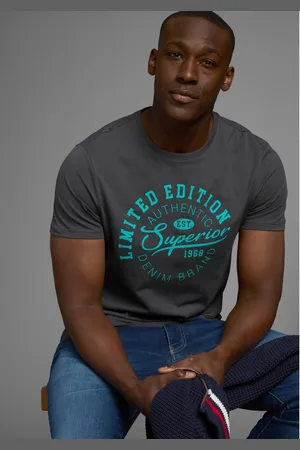 AJC T-shirt Korte mouwen, smalle pasvorm, in vintage-ontwerp