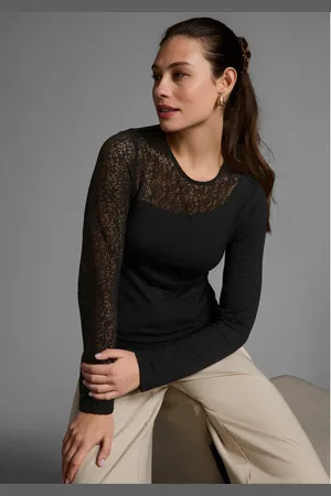 melrose Shirt met ronde hals lange mouwen, zeer figuurvolgend, met kantinzetten, heuplang