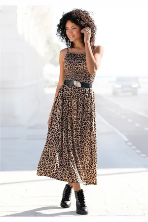 Buffalo Midi-jurk met gesmokte top en animal print, leo jurk, zomerjurk