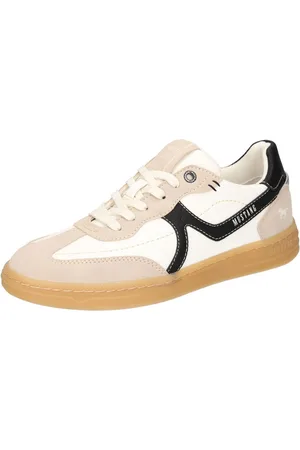 Mustang Sneakers