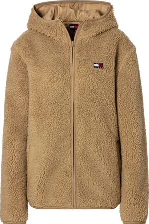 Tommy Hilfiger Pluchen jack TJM REG BADGE TEDDY ZIP TRU EXT met logopatch, licht afgezakte schouders