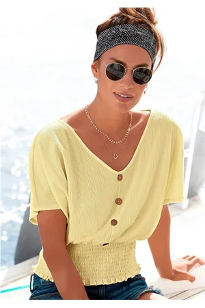 Lascana Shirt met V-hals met brede gesmokte zoom en kraag, blouseshirt, zomers