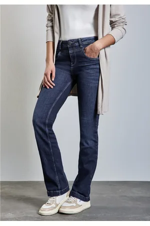 Street one Bootcut jeans in slim fit