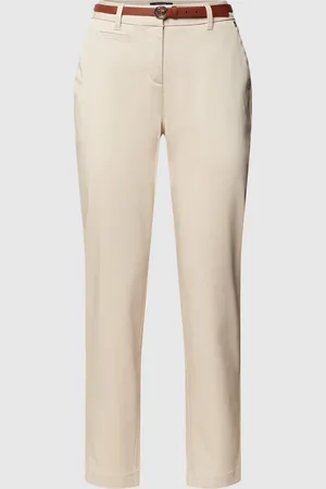 Comma, Chino met riem