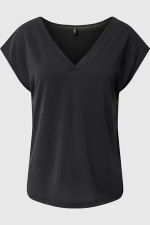 ONLY T-shirt met V-hals, model 
