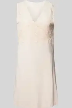 Hanro Nachtjurk met gehaakt kant, model 