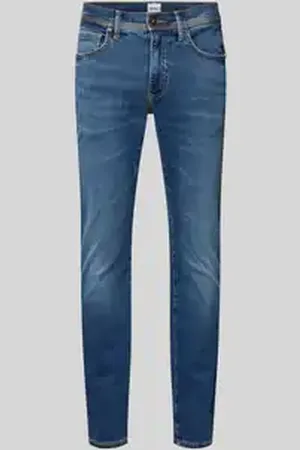 Brax Tapered fit jeans in 5-pocketmodel, model 