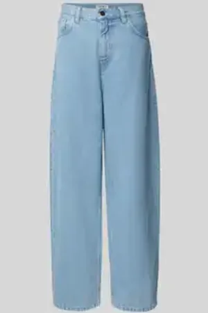 Carhartt Wide leg jeans in 5-pocketmodel, model 