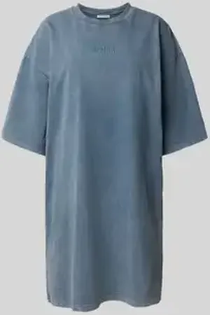 Review Knielange T-shirtjurk met ronde hals