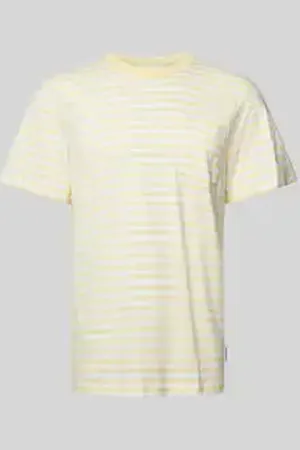 Armedangels T-shirt met borstzak, model 