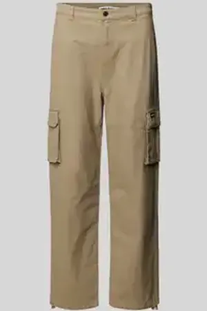 Review Cargobroek met labeldetail