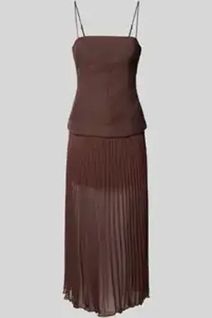 Forever New Linnen cocktailjurk met plisséplooien