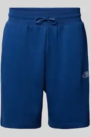 The North Face Relaxed fit sweatshorts met labelstitching