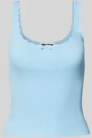 Review Tanktop met strikdetail
