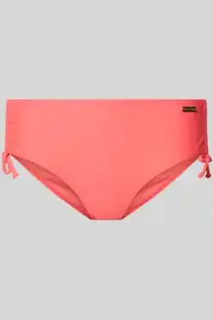 Lascana Bikinislip met labeldetail