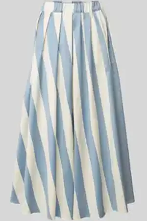 Max Mara Maxirok met stolpplooien, model 