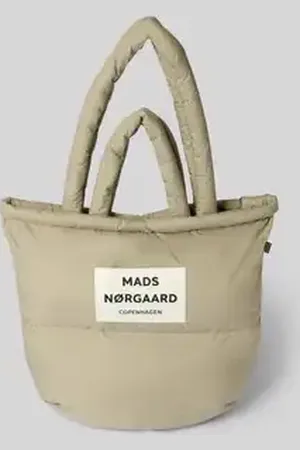 Mads Norgaard Shopper met labelpatch en labeldetail