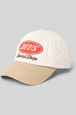 Deus Ex Machina Pet met labelstitching