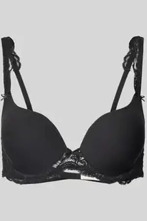 Marie Jo Beha met kant, model 