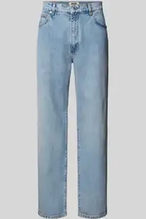 Woodbird Straight leg jeans in 5-pocketmodel, model 