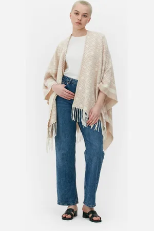 Primark Cape met geometrische print en kwastjes