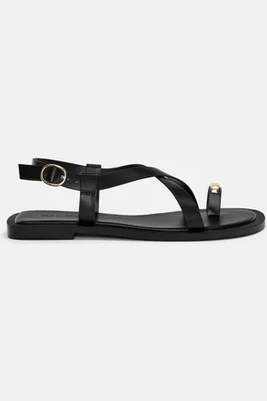 Pull&Bear Platte Sandalen Met Fantasy Metalen Detail