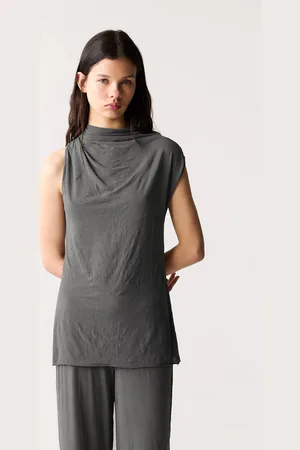 Pull&Bear Asymmetrisch T-Shirt Met Gekreukt Effect
