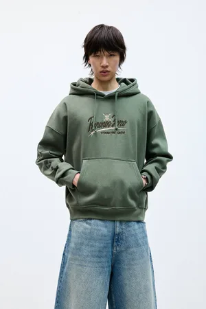 Pull&Bear One Piece Zoro Hoodie